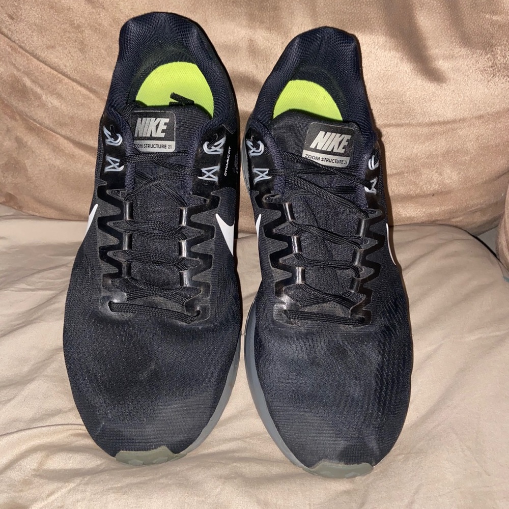 Men’s Nike zoom structure 21 size 14